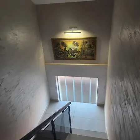 Prenociste T-07 Aparthotel 3*